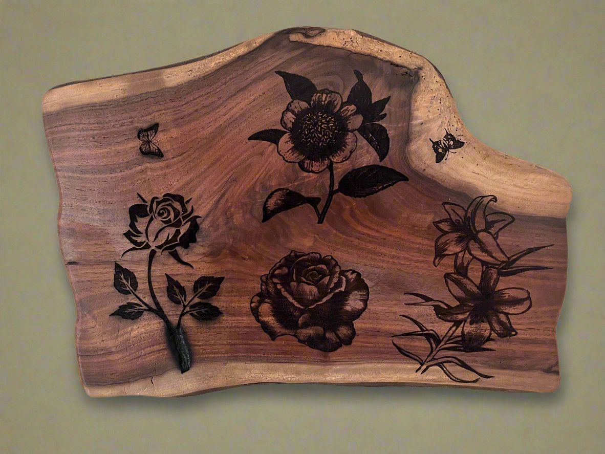 Black Walnut Flower Hanging Plaque